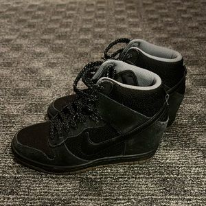 Nike wedge Tennis shoes